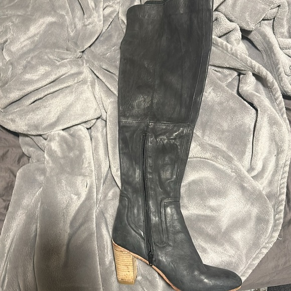 FREE PEOPLE boots “over the knee” - Picture 2 of 4